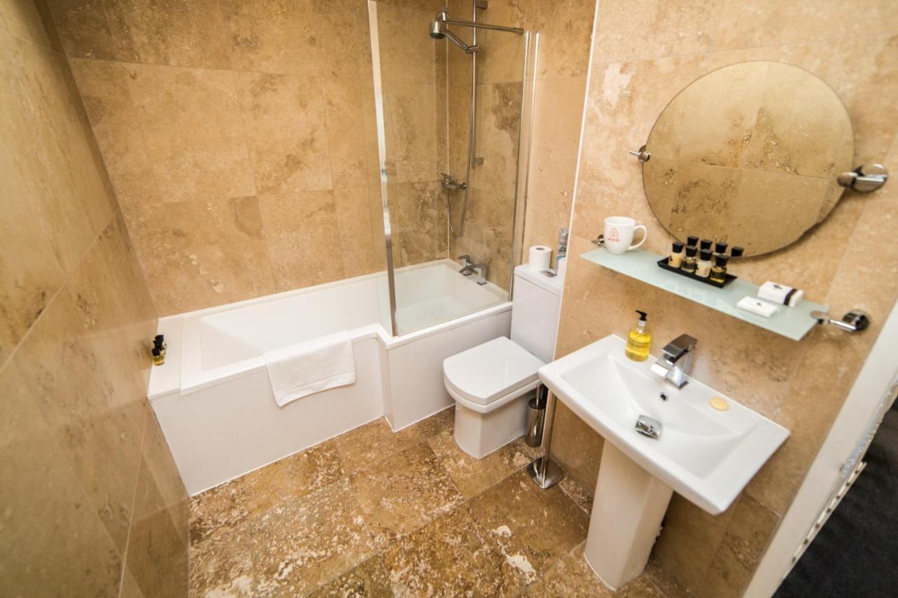 The Hugo - Hotel Concept קנטרבורי מראה חיצוני תמונה